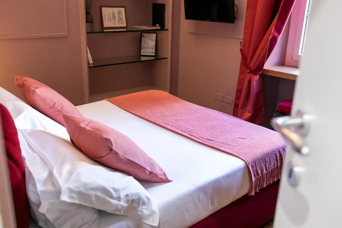 In Centro, Doccia Con Spa Genoa Apartment