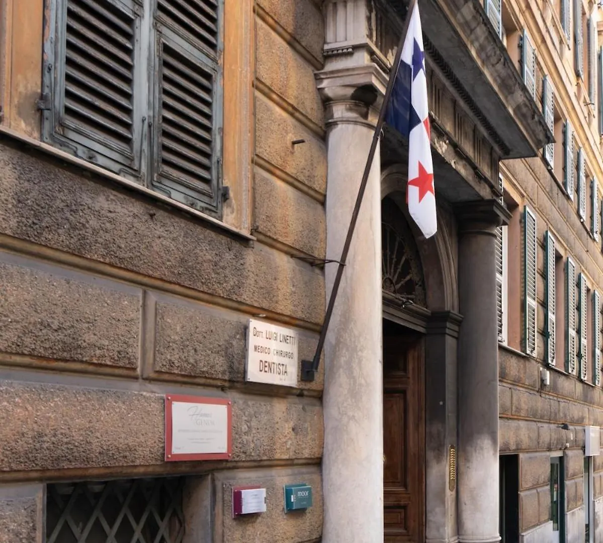 In Centro, Doccia Con Spa Genoa Apartment